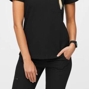 FIGS Black Scrub Set